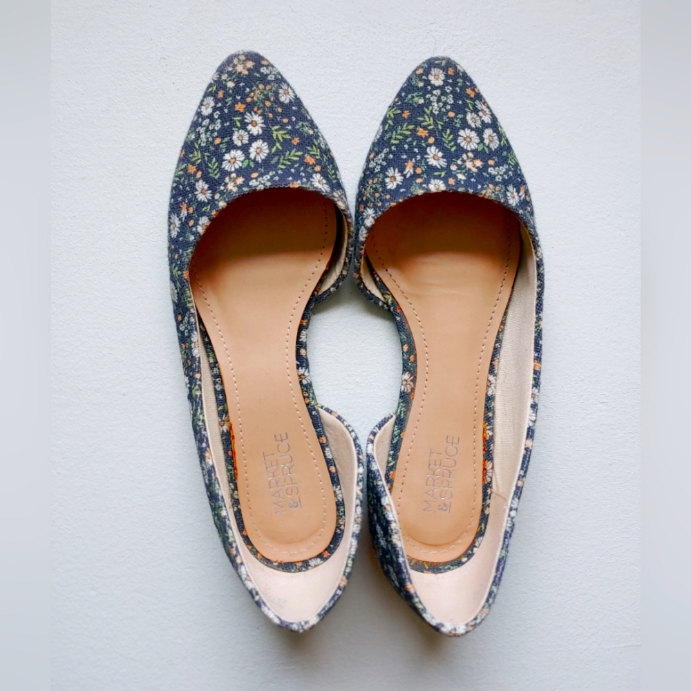 Market and Spruce Floral Flats